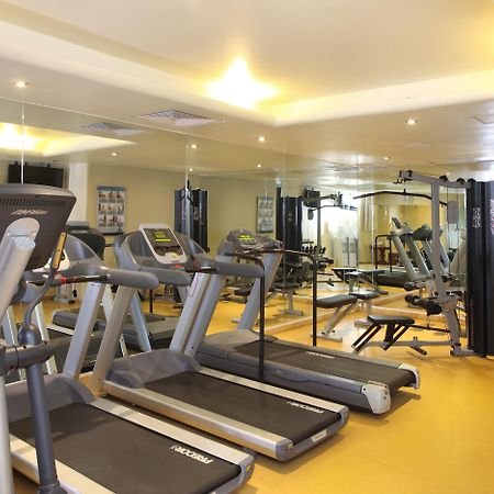 Hotel Emporio Ixtapa Ixtapa  Exterior foto The gym at the hotel