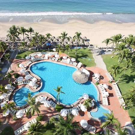 Hotel Emporio Ixtapa Ixtapa  Exterior foto Aerial view of the pool at the Sheraton Beach Resort