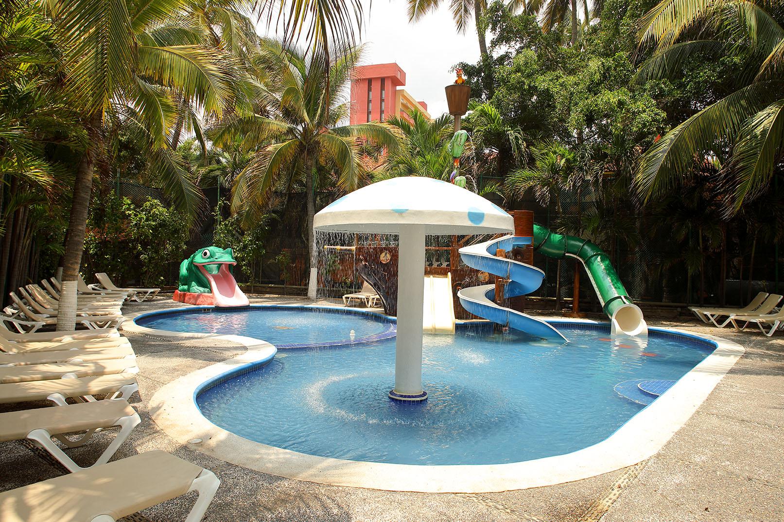 Hotel Emporio Ixtapa Ixtapa  Exterior foto